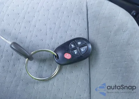 2015 Toyota Sienna Le 8 Passenger из США, поврежденный, VIN 5TDKK3DC1FS539676